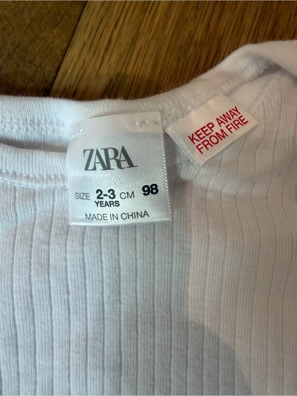 ✨ Zara Girls Ribbed Long Sleeve Onesie Bundle of 3, Size 2-3 Years✨ - Picture 6 of 6